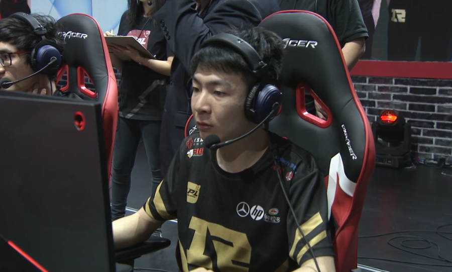 九游体育-Karsa迎来十五赛季高光表现，西班牙队球迷沸腾！的简单介绍