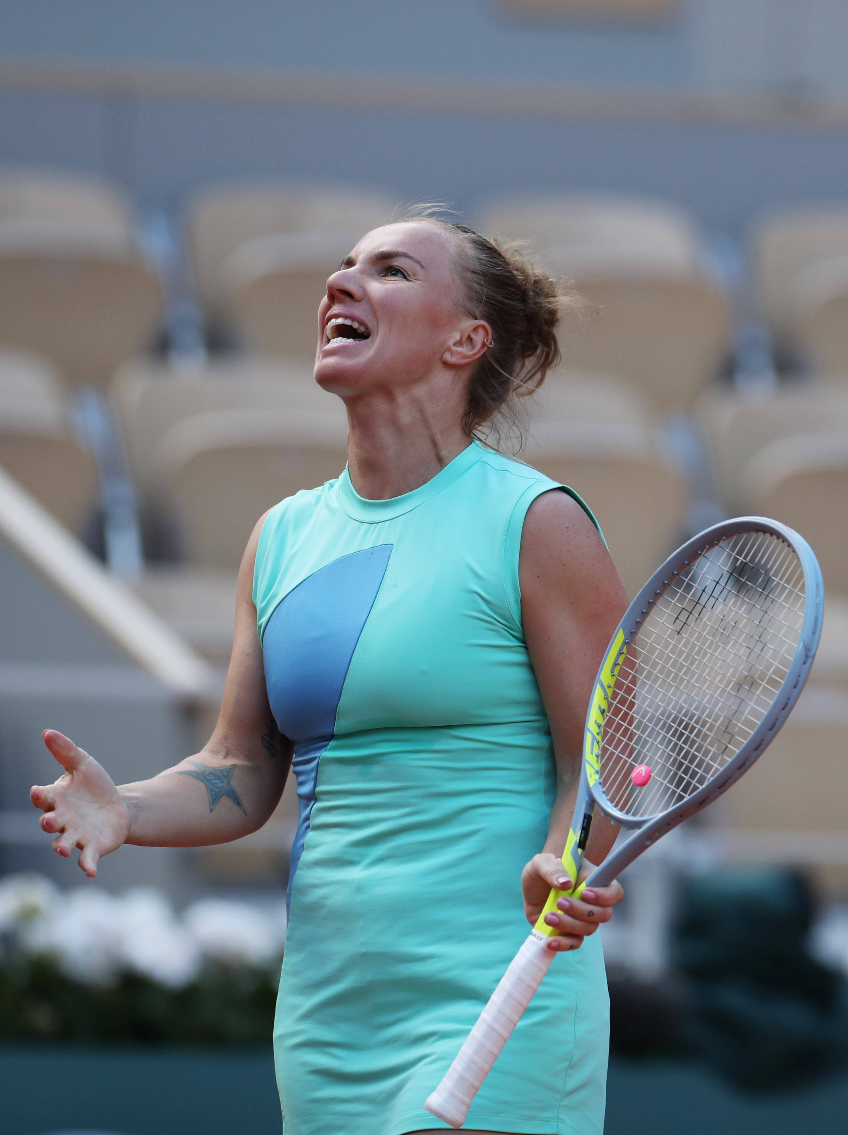 九游-关于阿扎伦卡回归赛场，赛况扑朔迷离首场状态亮眼，TL观众沸腾！的信息